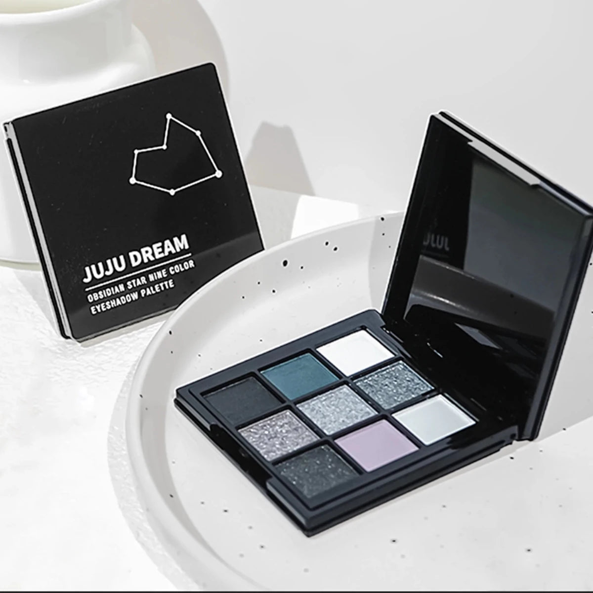 Greycord Beauty's 9-Color Eyeshadow Palette - Greycord BeautyGreycord Beauty