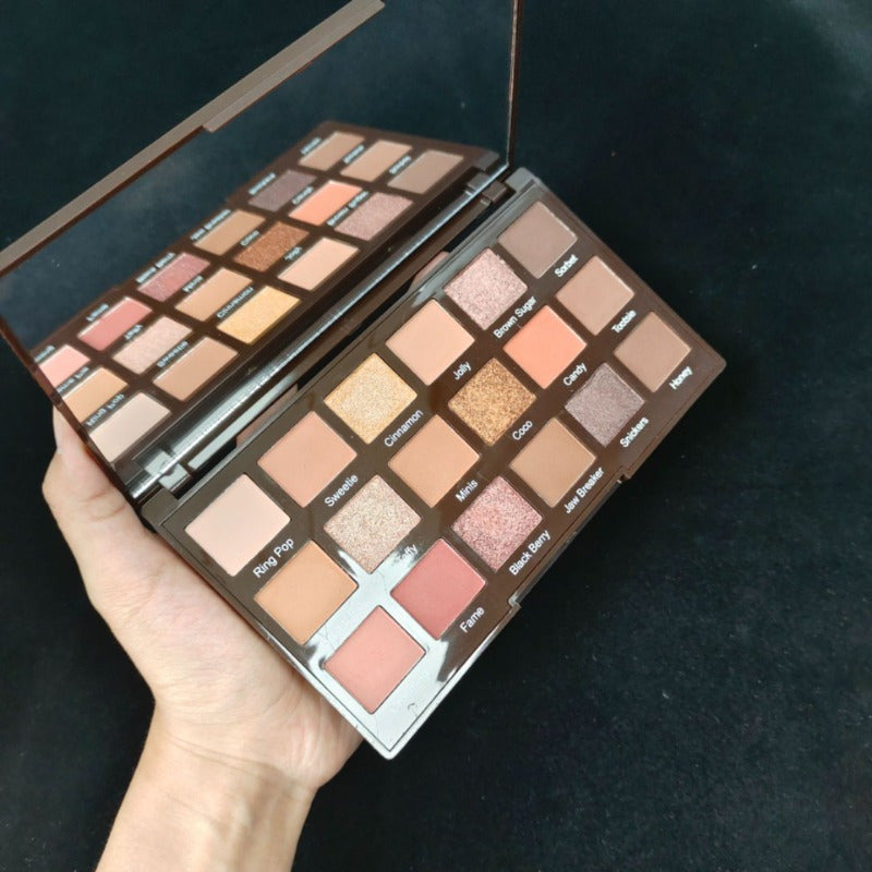 MARYAMAS 18-Color Eyeshadow Palette